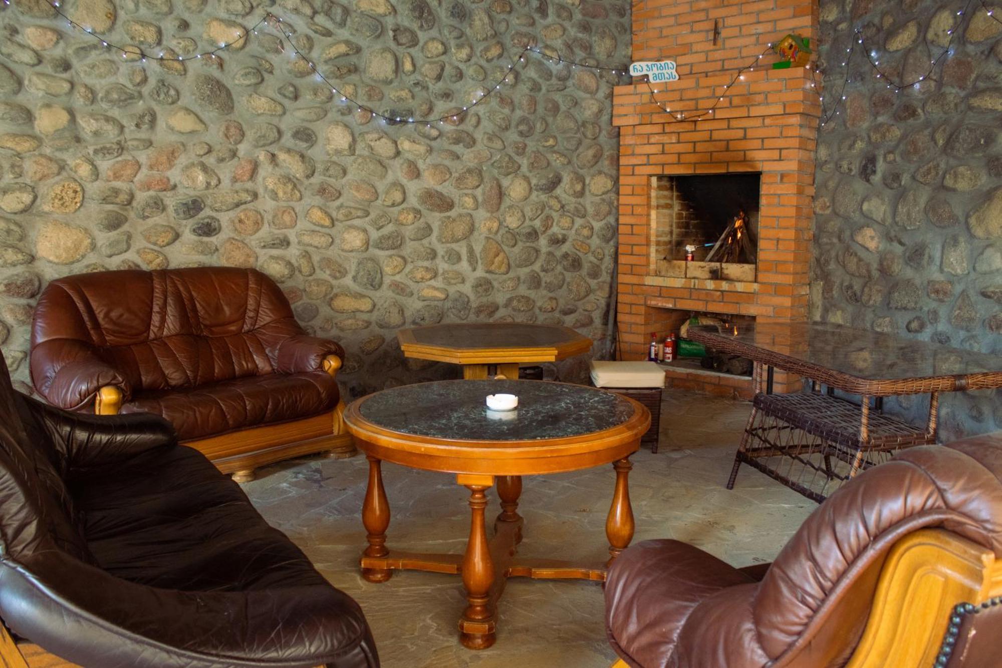 Guest House Oxygen Казбеги Экстерьер фото